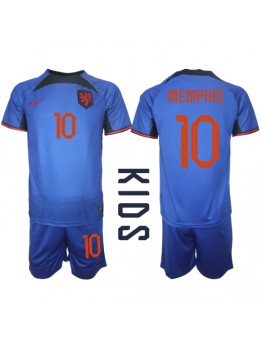 Niederlande Memphis Depay #10 Auswärts Trikotsatz für Kinder WM 2022 Kurzarm (+ Kurze Hosen)